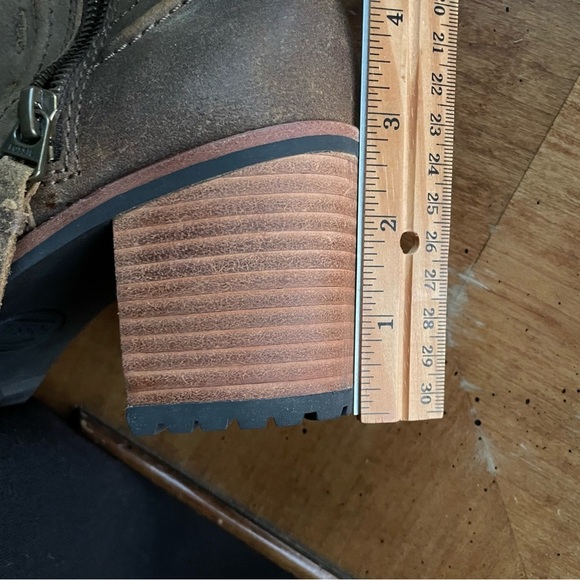 Fossil Knee High Lug Sole Heeled Tall Leather Boots - Picture 9 of 11